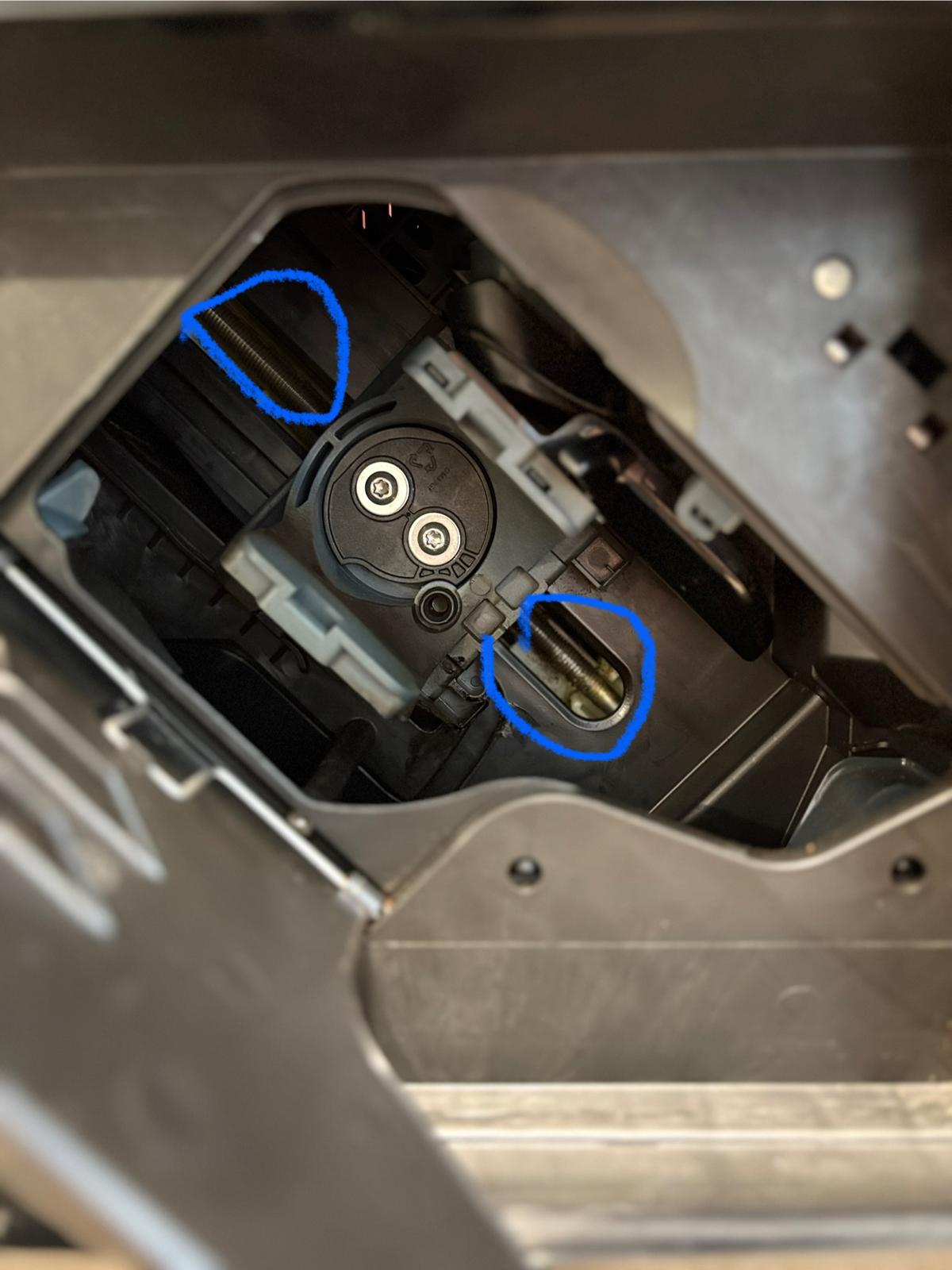 Brühgruppe reinigen und schmieren